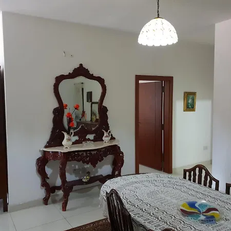 3 Bedrooms Flat At شقة *