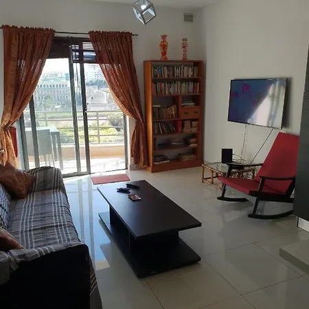 3 Bedrooms Flat At شقة *